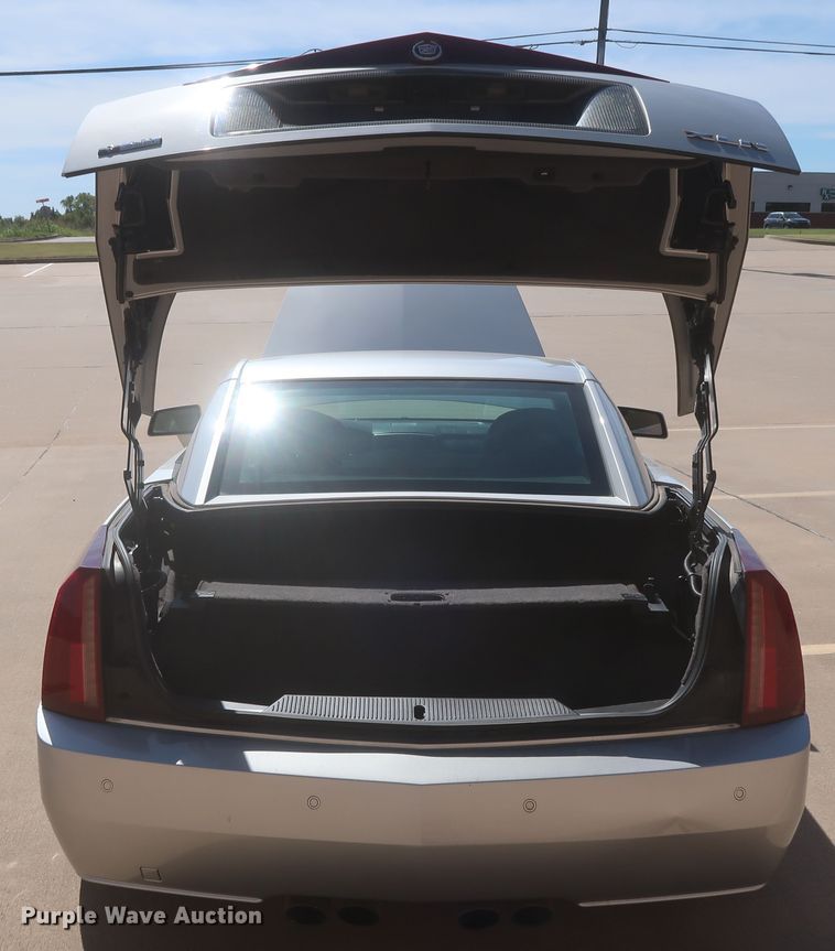 image for item HJ9428 2007 Cadillac XLR convertible