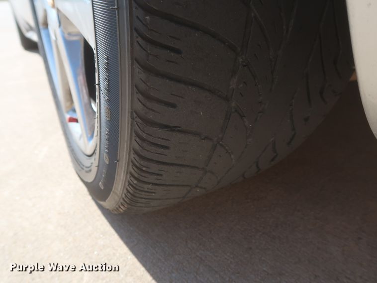 image for item HJ9428 2007 Cadillac XLR convertible