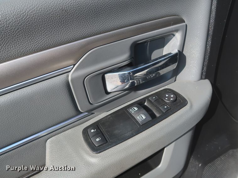 image for item HJ9471 2015 Dodge Ram 4500HD  utility truck