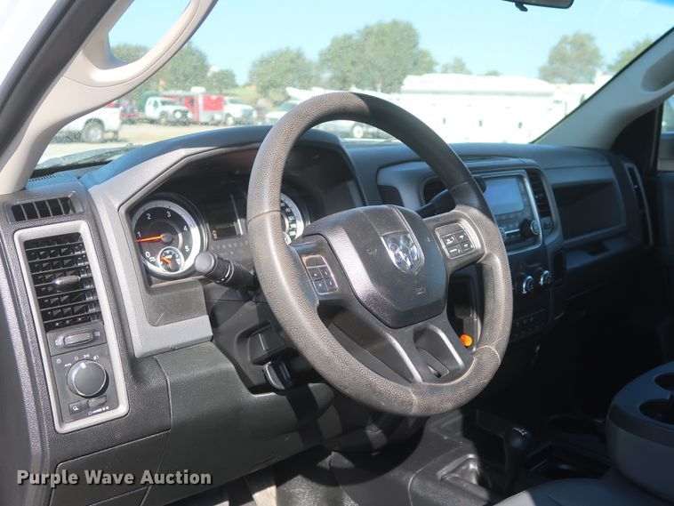 image for item HJ9471 2015 Dodge Ram 4500HD  utility truck