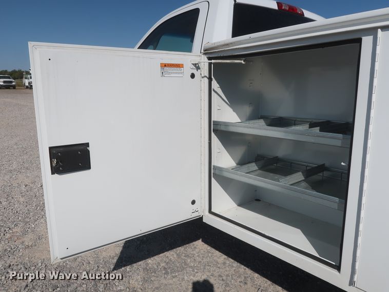 image for item HJ9471 2015 Dodge Ram 4500HD  utility truck