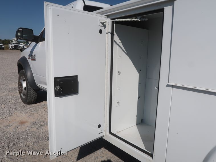 image for item HJ9471 2015 Dodge Ram 4500HD  utility truck