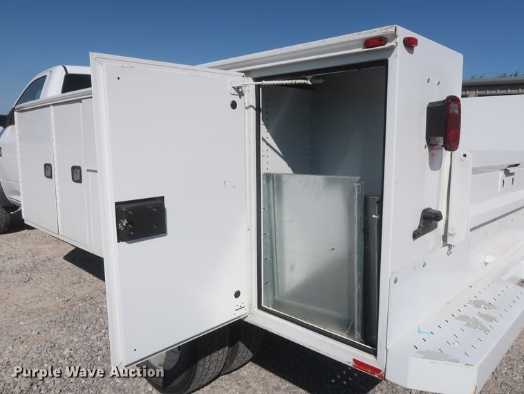 image for item HJ9471 2015 Dodge Ram 4500HD  utility truck