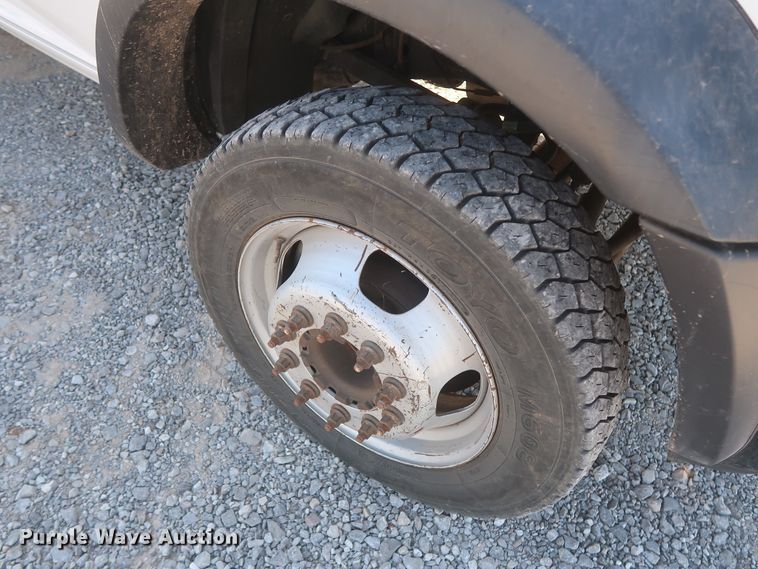 image for item HJ9471 2015 Dodge Ram 4500HD  utility truck