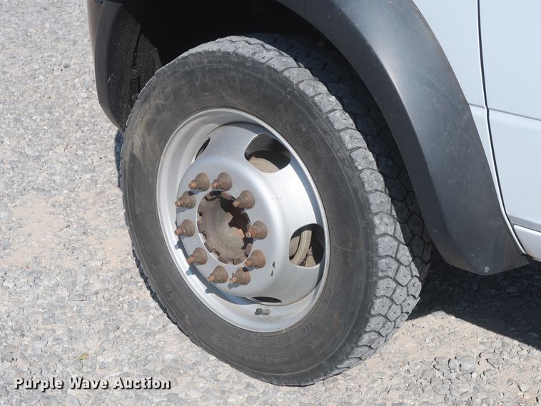 image for item HJ9471 2015 Dodge Ram 4500HD  utility truck