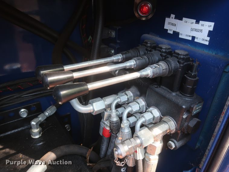 image for item HJ9473 2018 Ford F550 Super Duty XL  utility truck