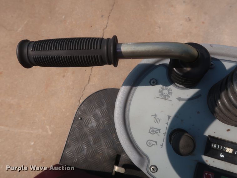 image for item HJ9479 Minuteman Kleen Sweep 47R sweeper