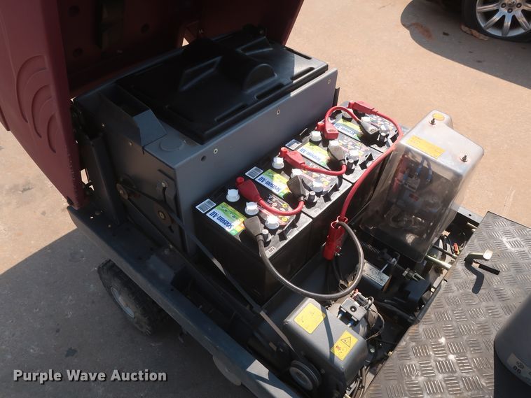 image for item HJ9479 Minuteman Kleen Sweep 47R sweeper