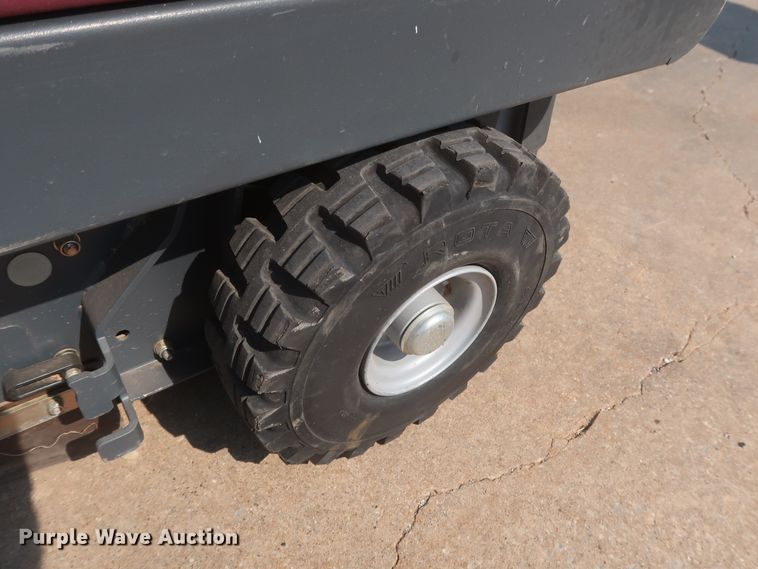 image for item HJ9479 Minuteman Kleen Sweep 47R sweeper