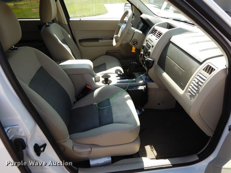 image for item HJ9744 2008 Ford Escape XLT  SUV