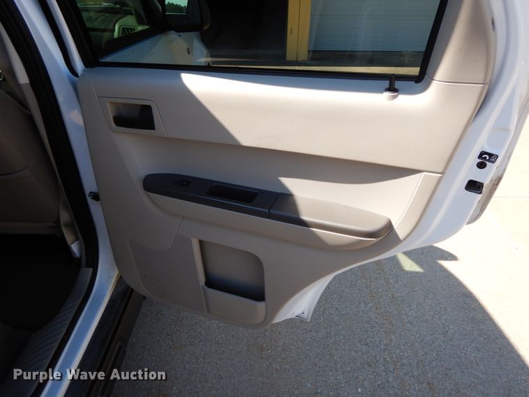 image for item HJ9744 2008 Ford Escape XLT  SUV