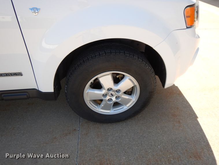 image for item HJ9744 2008 Ford Escape XLT  SUV