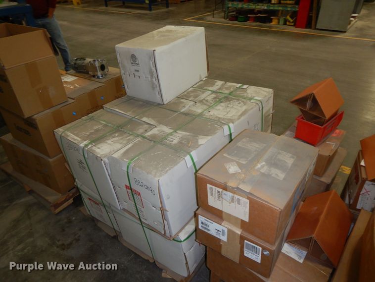 image for item HJ9746 (12) 2017 Refrigeration Research accumulators