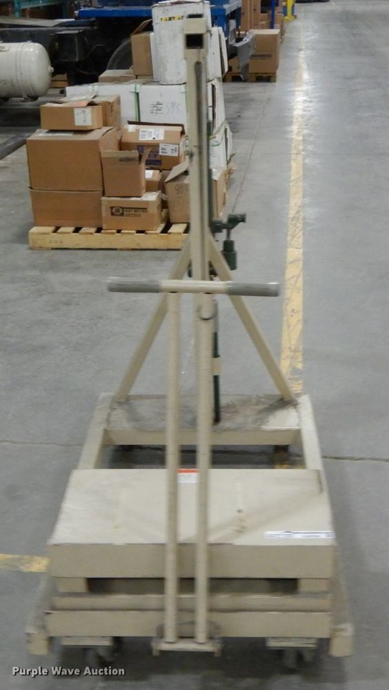 image for item HJ9748 Beech B-5000CW hoist