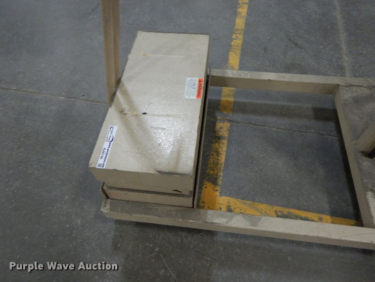 image for item HJ9748 Beech B-5000CW hoist