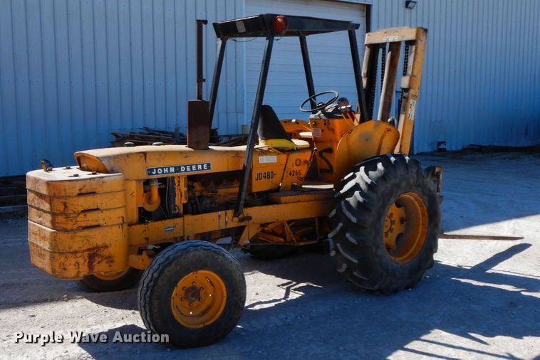 image for item HJ9749 1978 John Deere 480B  forklift
