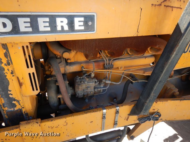 image for item HJ9749 1978 John Deere 480B  forklift