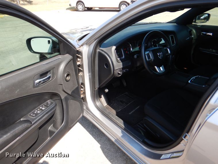 image for item HK9511 2013 Dodge Charger Police