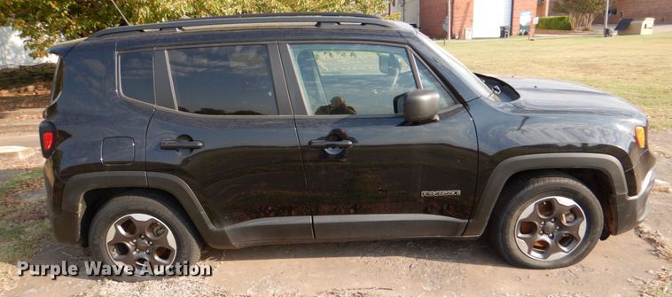 image for item HK9517 2017 Jeep Renegade Sport  SUV