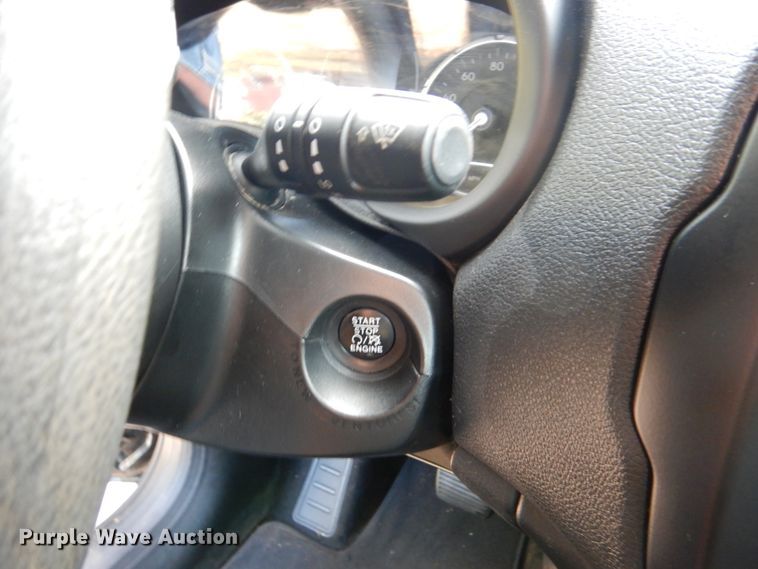 image for item HK9517 2017 Jeep Renegade Sport  SUV