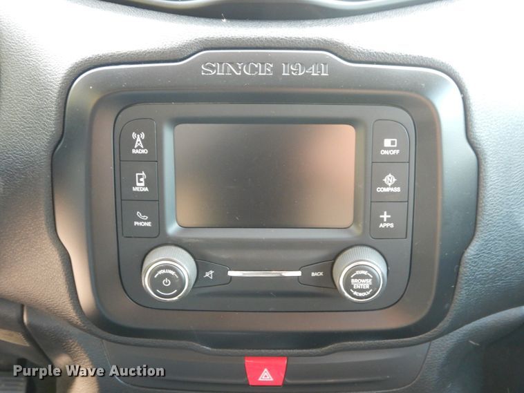 image for item HK9517 2017 Jeep Renegade Sport  SUV