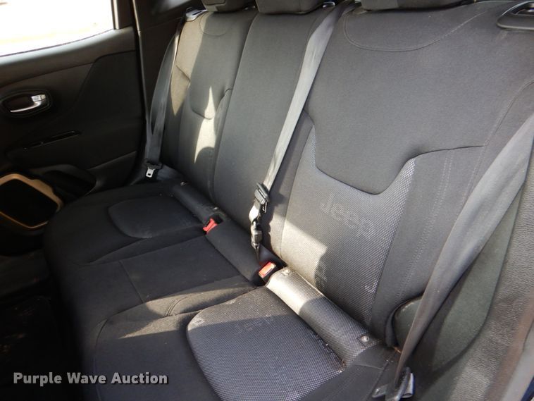 image for item HK9517 2017 Jeep Renegade Sport  SUV