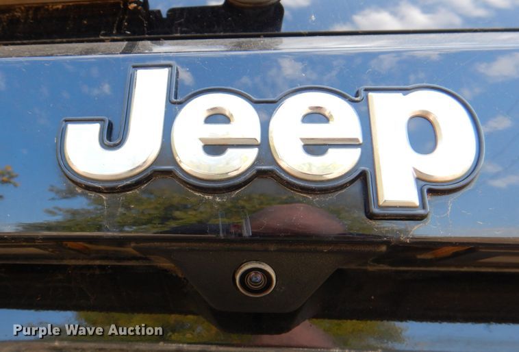 image for item HK9517 2017 Jeep Renegade Sport  SUV