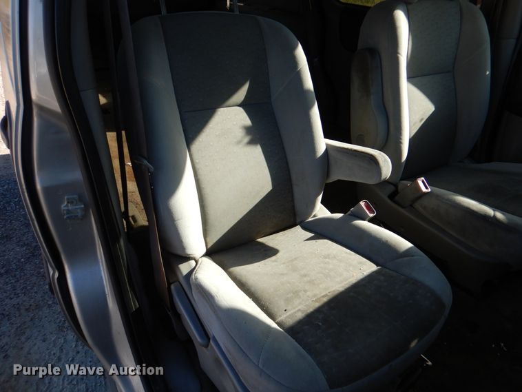 image for item HK9523 2008 Chevrolet Uplander  van