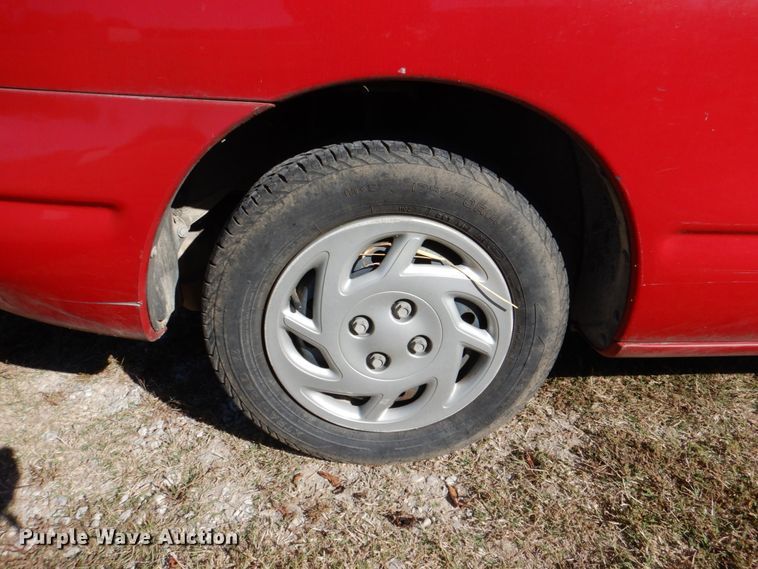 image for item HK9525 1999 Saturn SC SC1