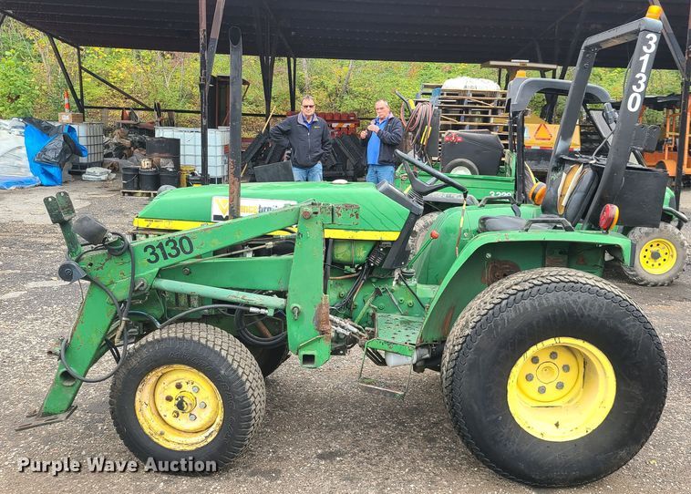 image for item HM9285 1989 John Deere 770  tractor