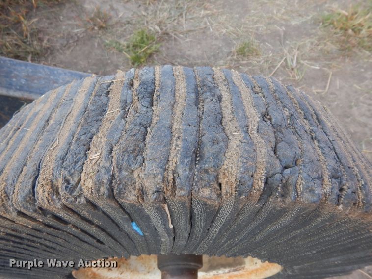 image for item HN9356 Bush Hog 3126 rotary mower