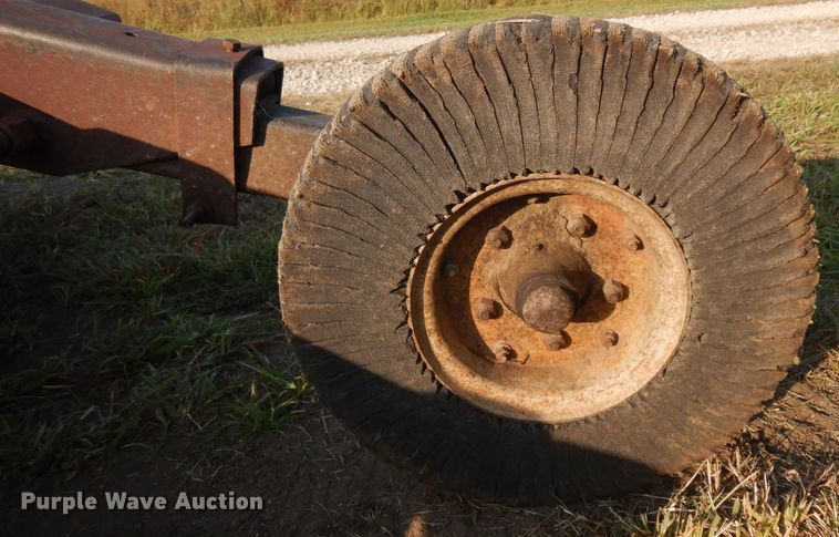 image for item HN9356 Bush Hog 3126 rotary mower