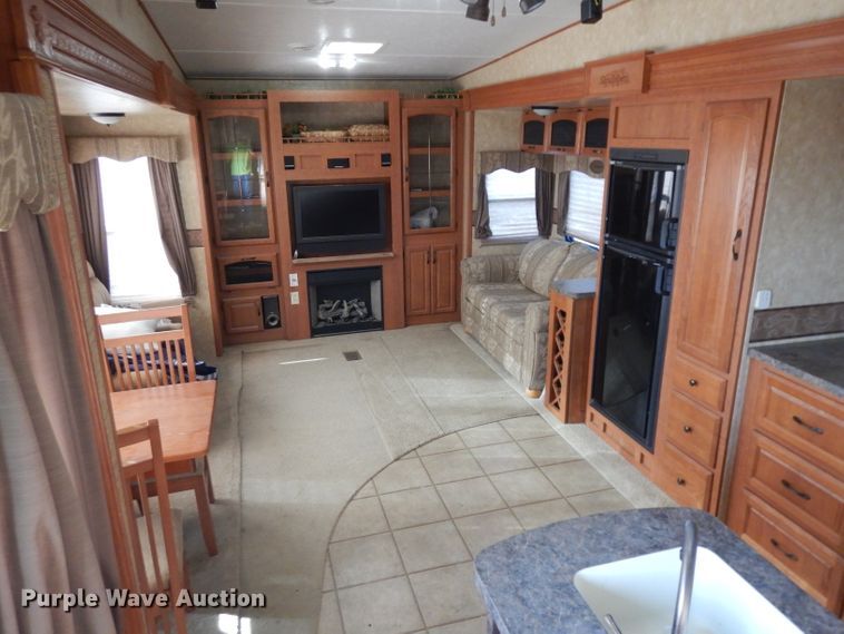 image for item HN9358 2008 Forest River Sandpiper  camper