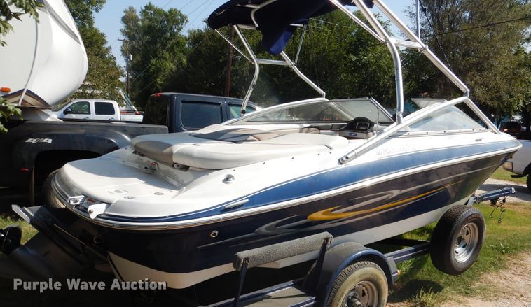 image for item HO9174 2005 Four Winns Horizon 190  boat