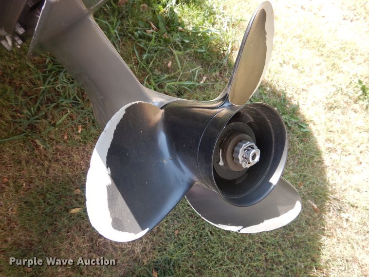 image for item HO9174 2005 Four Winns Horizon 190  boat