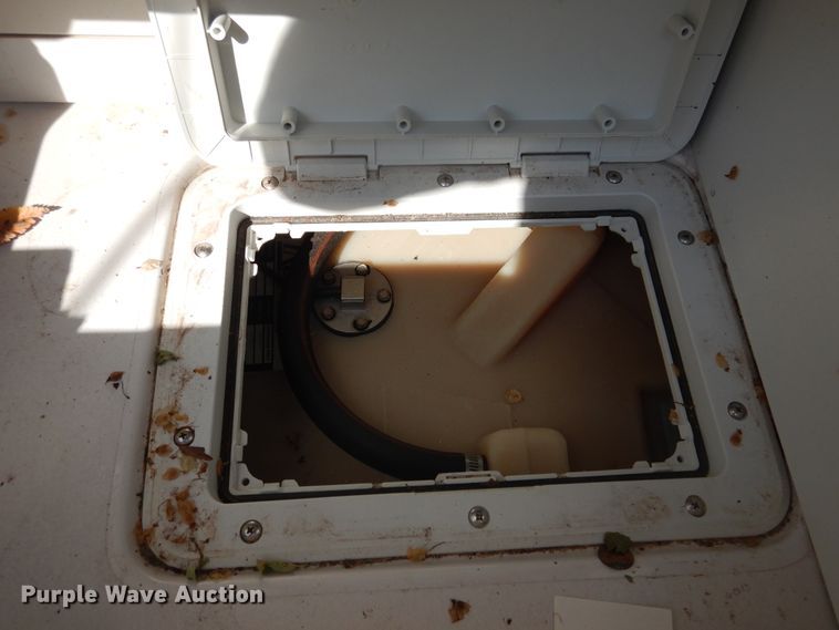 image for item HO9174 2005 Four Winns Horizon 190  boat