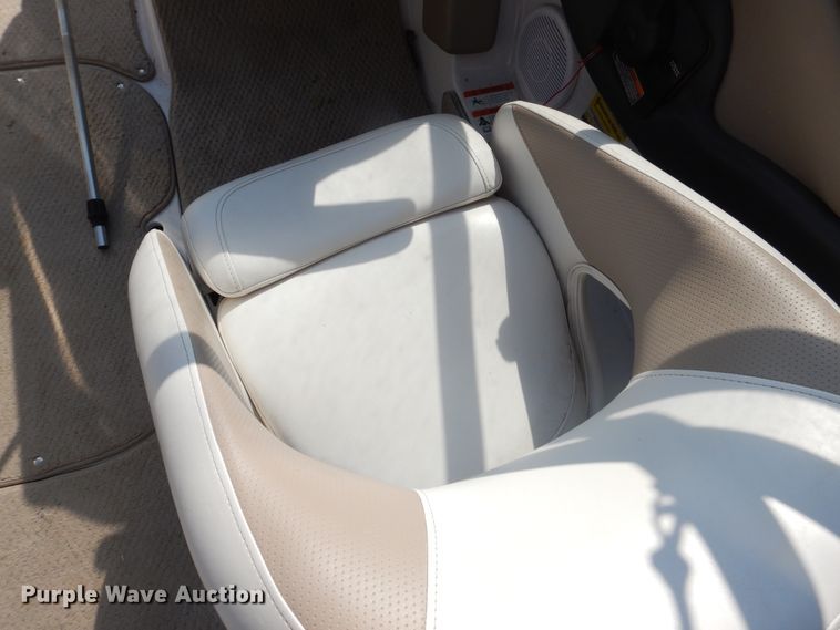 image for item HO9174 2005 Four Winns Horizon 190  boat