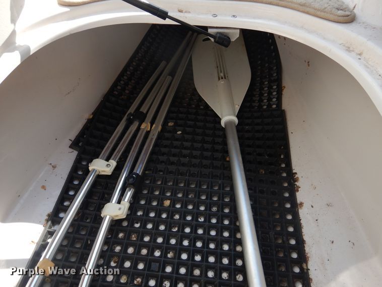 image for item HO9174 2005 Four Winns Horizon 190  boat