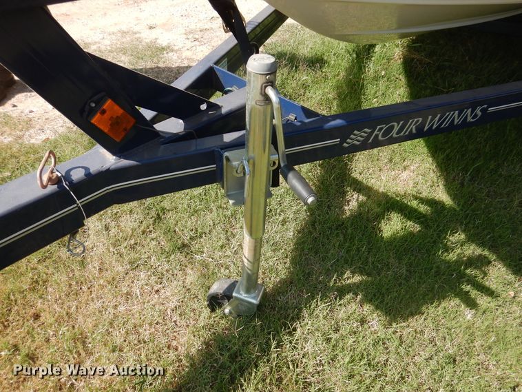 image for item HO9174 2005 Four Winns Horizon 190  boat