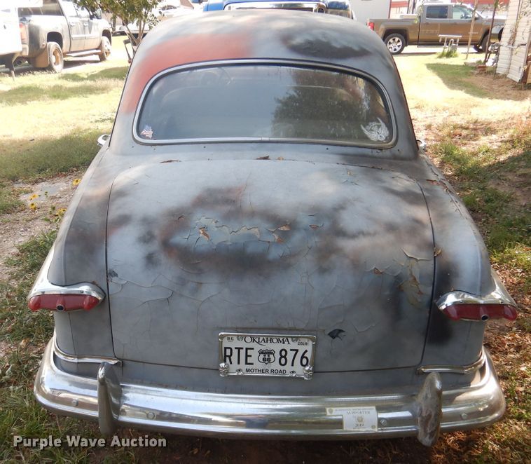 image for item HO9176 1951 Ford  sedan