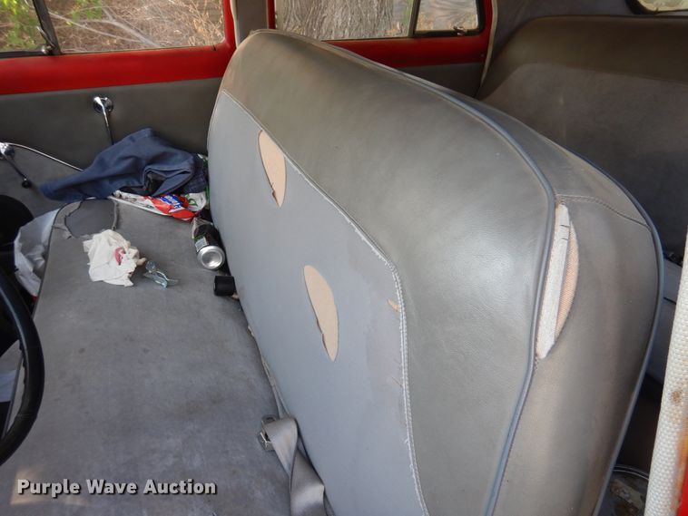 image for item HO9176 1951 Ford  sedan