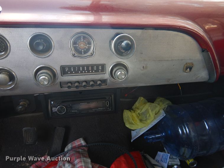 image for item HO9176 1951 Ford  sedan