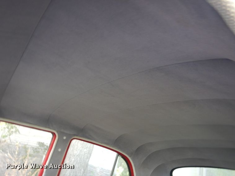 image for item HO9176 1951 Ford  sedan