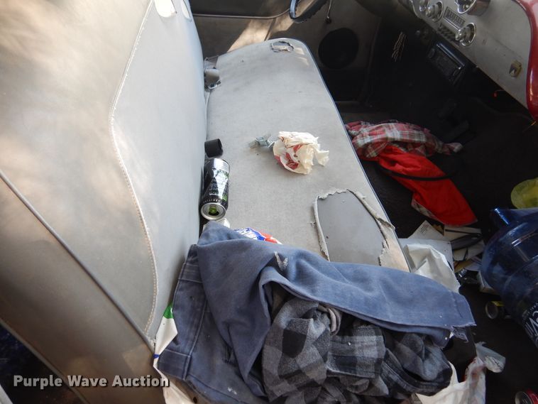 image for item HO9176 1951 Ford  sedan