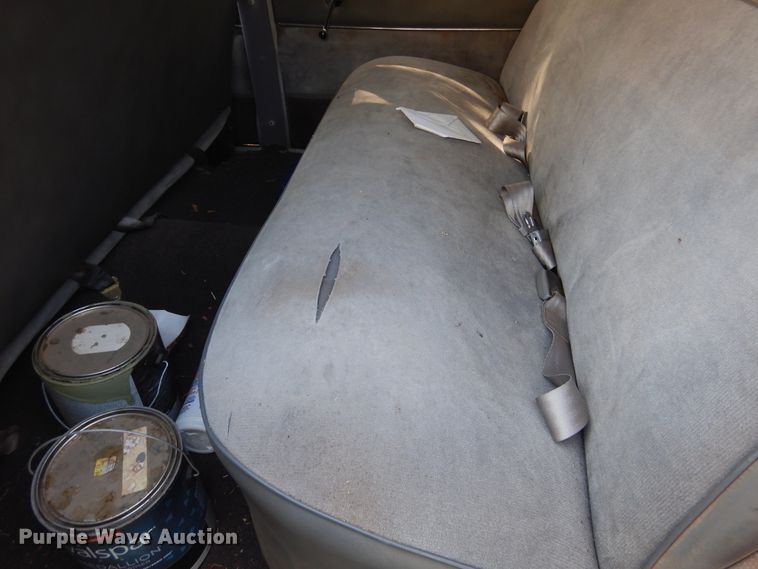 image for item HO9176 1951 Ford  sedan