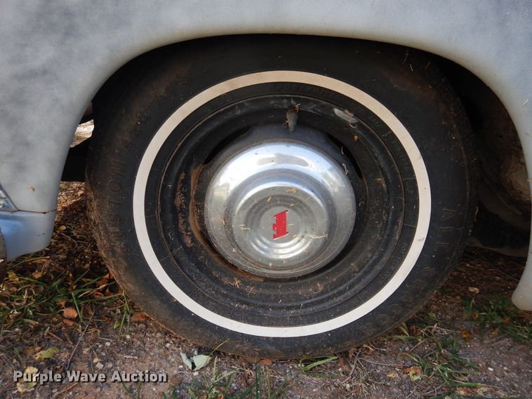 image for item HO9176 1951 Ford  sedan