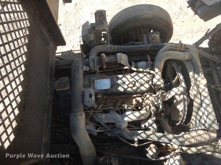 image for item HO9187 1995 Isuzu NPR  flatbed truck