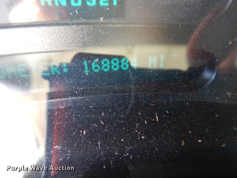 image for item HO9238 2004 GMC Sierra 1500  Ext. Cab pickup truck