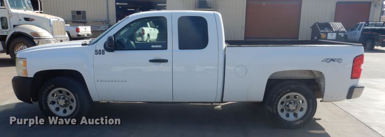 image for item HO9239 2008 Chevrolet Silverado 1500  Ext. Cab pickup truck