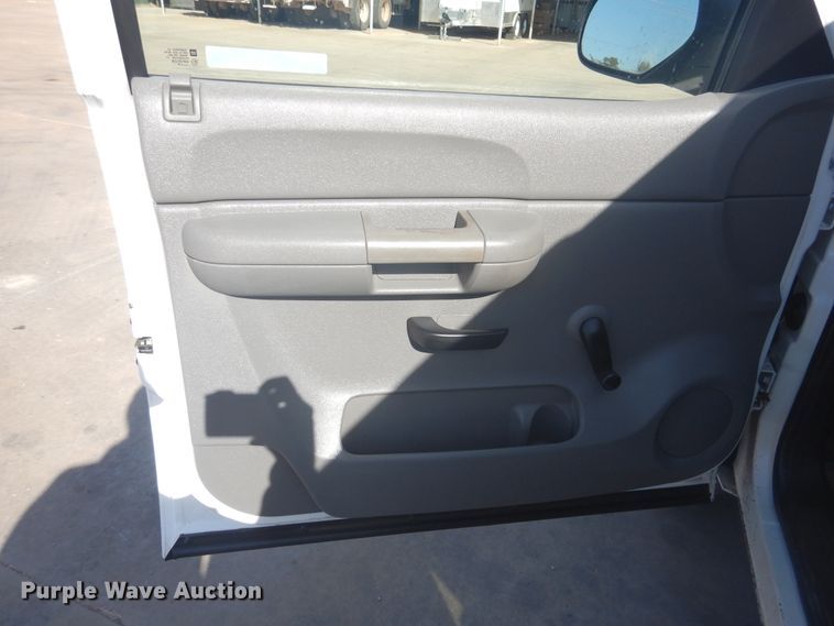 image for item HO9239 2008 Chevrolet Silverado 1500  Ext. Cab pickup truck